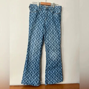 Abercrombie Kids High Rise  Flare Heart Pattern Jeans | 13/14 Short